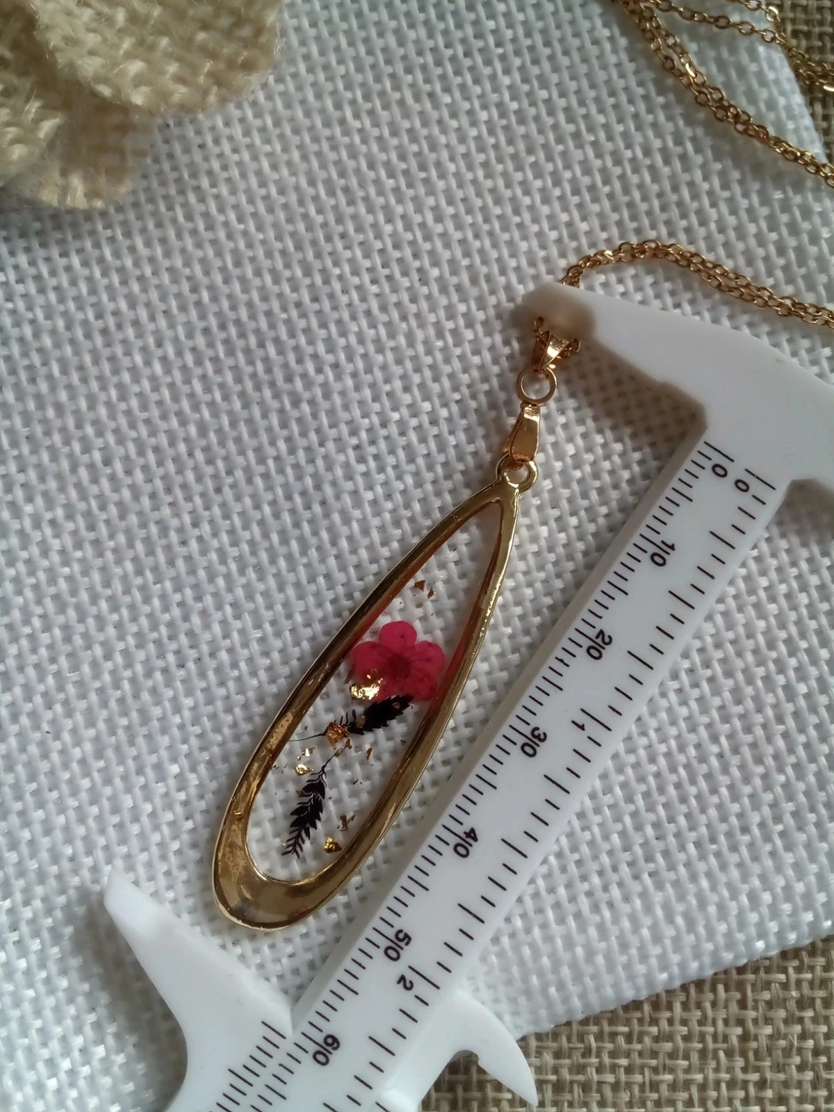 Collar colgante de flores secas – photo 2